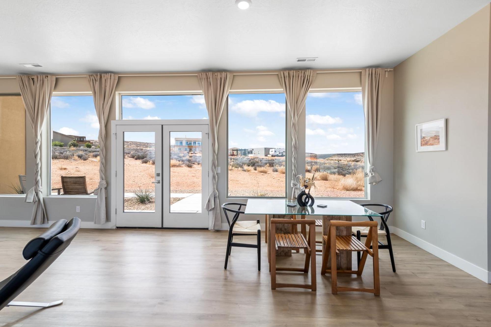 Page Arizona Border Town- Crimson Suite, Desert Canyon Getaway With Views Big Water Εξωτερικό φωτογραφία